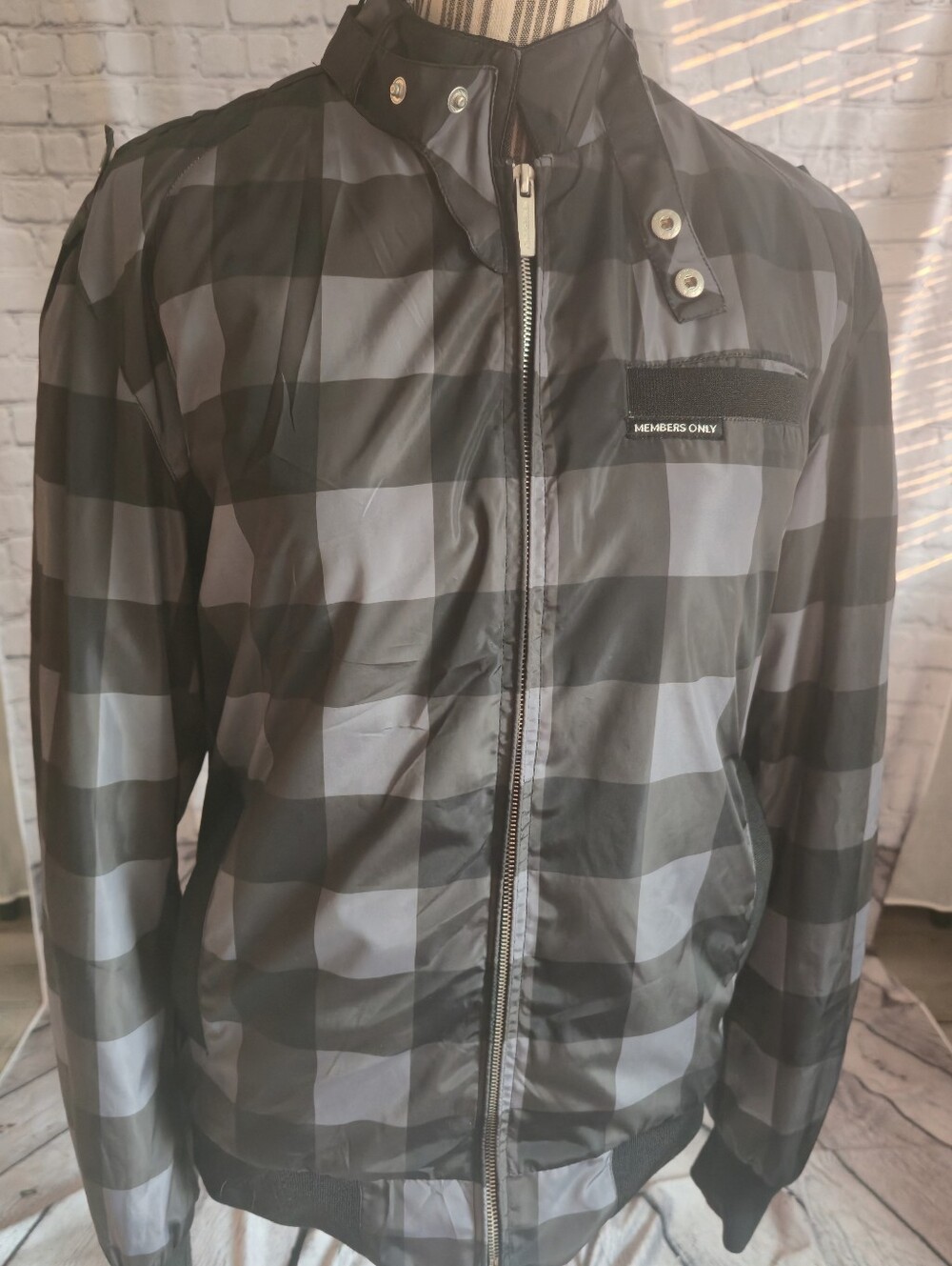Members Only Classic Iconic Racer Jacket - Picture 2 of 6